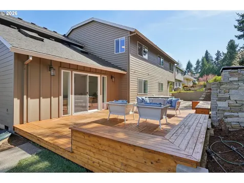 5202 Nelco Circle West Linn OR 97068