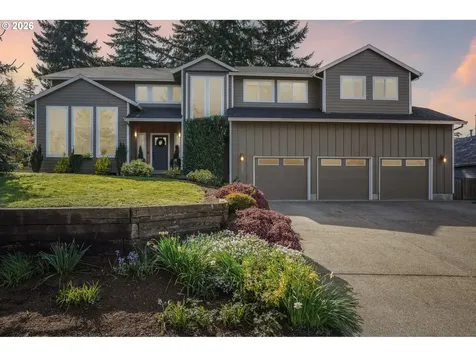 5202 Nelco Circle West Linn OR 97068