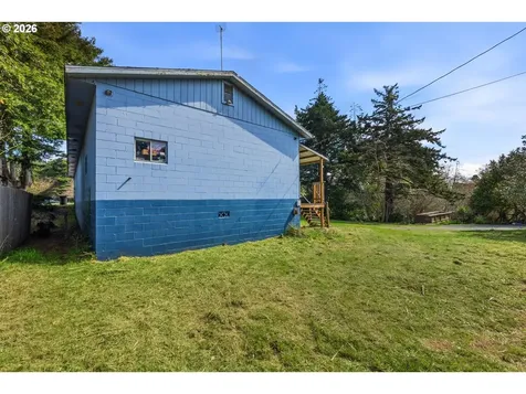 1717 Oregon Street Port Orford OR 97465