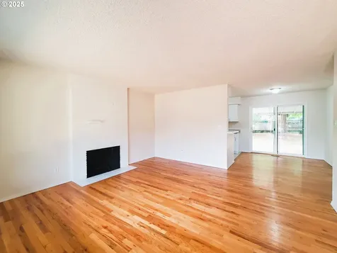 13050 SE Morrison Street Portland OR 97233