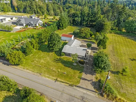 202 Waters Road Castle Rock WA 98611