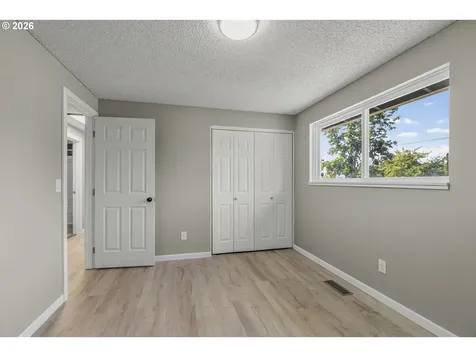 202 Waters Road Castle Rock WA 98611