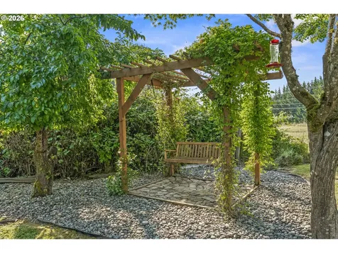 202 Waters Road Castle Rock WA 98611