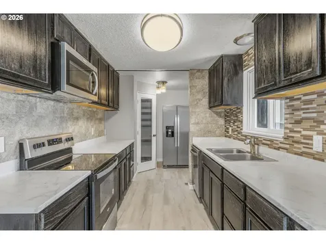 202 Waters Road Castle Rock WA 98611