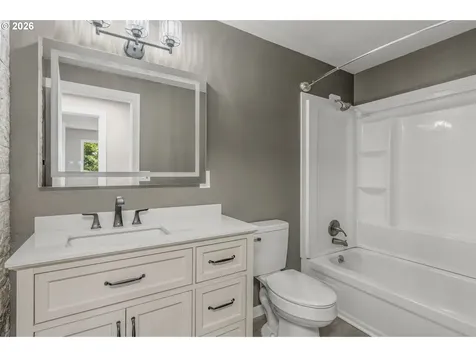 202 Waters Road Castle Rock WA 98611
