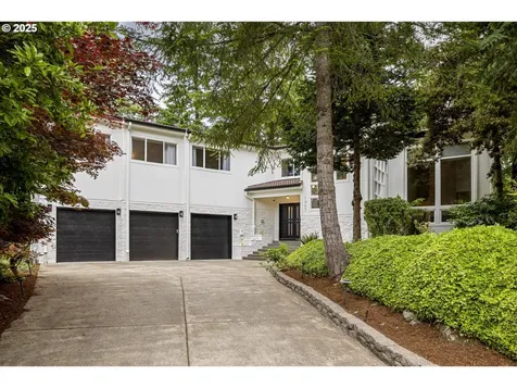 1983 Ridgewood Road Lake Oswego OR 97034