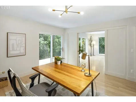 1983 Ridgewood Road Lake Oswego OR 97034