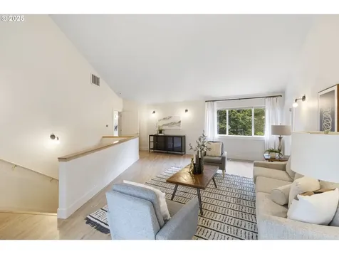 1983 Ridgewood Road Lake Oswego OR 97034