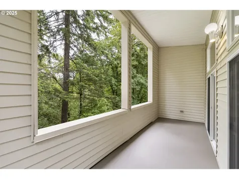1983 Ridgewood Road Lake Oswego OR 97034