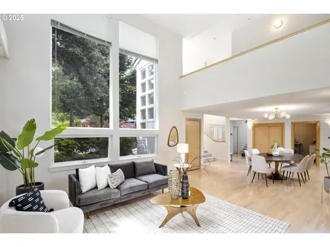 1983 Ridgewood Road Lake Oswego OR 97034