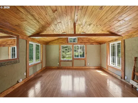 93044 Poplar Lane Coos Bay OR 97420