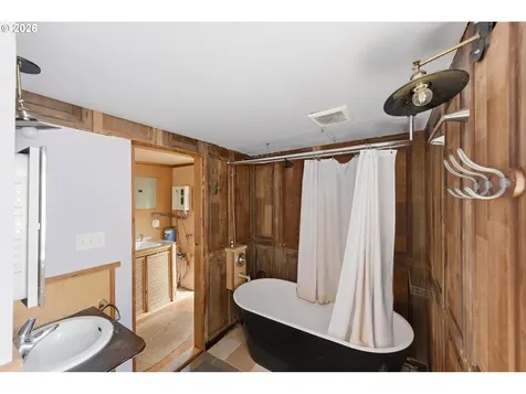 93044 Poplar Lane Coos Bay OR 97420