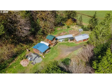 93044 Poplar Lane Coos Bay OR 97420