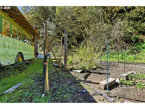 93044 Poplar Lane Coos Bay OR 97420