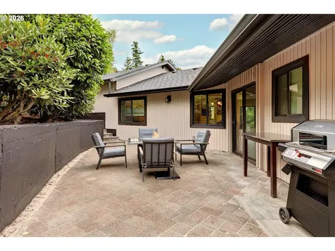 8115 SW Ernst Road Portland OR 97225