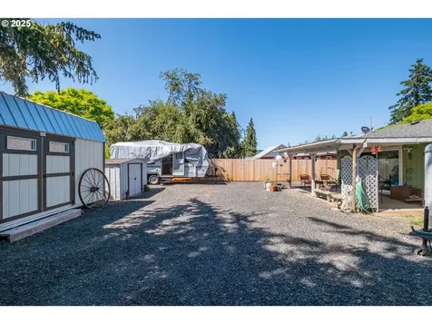 610 8th Avenue Sweet Home OR 97386