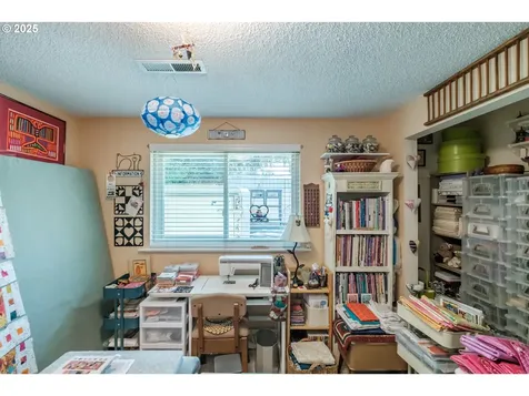 610 8th Avenue Sweet Home OR 97386