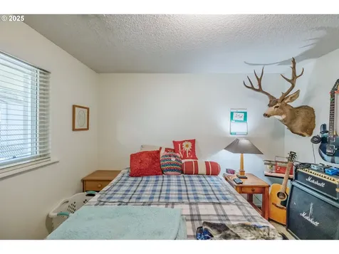 610 8th Avenue Sweet Home OR 97386