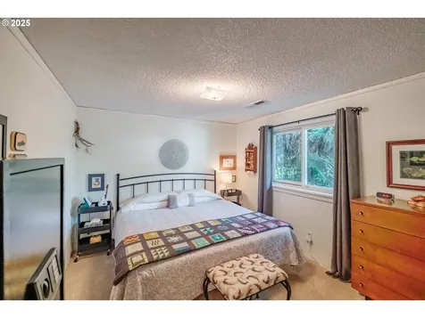610 8th Avenue Sweet Home OR 97386