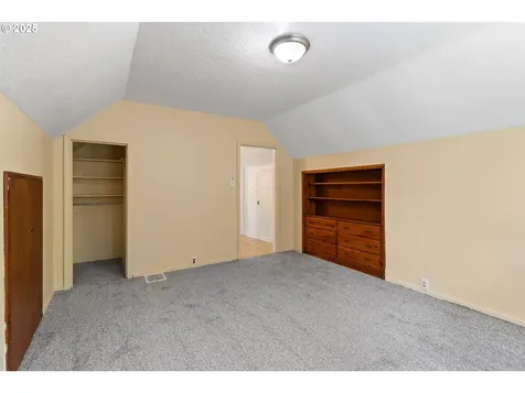 6531 N Wilbur Avenue Portland OR 97217