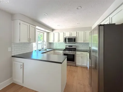 189 Crestwood Street Fairview OR 97024