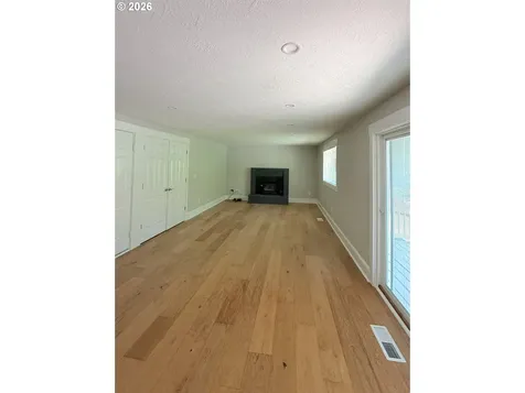 189 Crestwood Street Fairview OR 97024