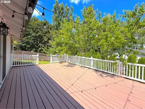 189 Crestwood Street Fairview OR 97024