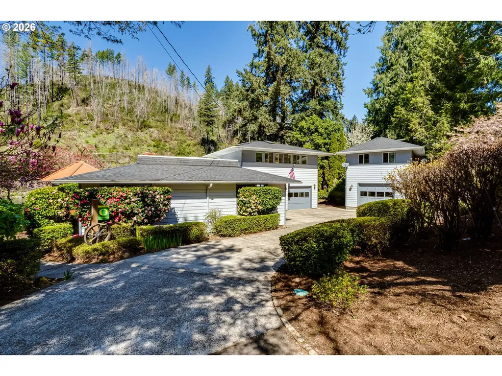 91082 Leashore Drive Vida OR 97488