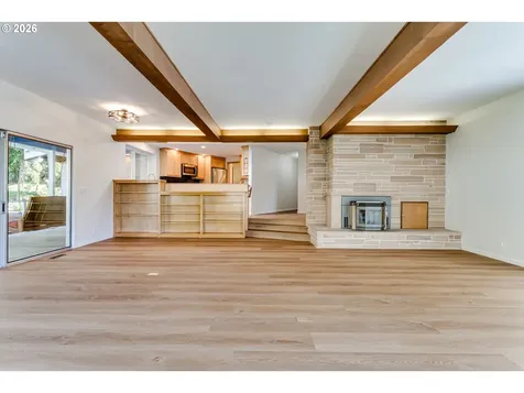 91082 Leashore Drive Vida OR 97488