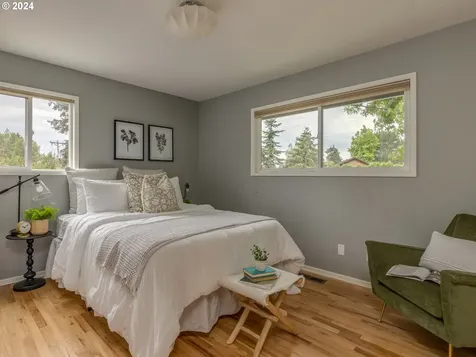 77 SW 99th Avenue Portland OR 97225