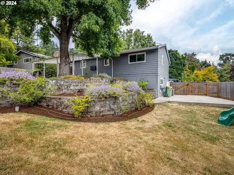 77 SW 99th Avenue Portland OR 97225