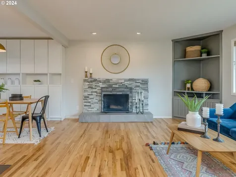 77 SW 99th Avenue Portland OR 97225