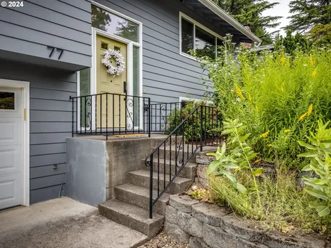 77 SW 99th Avenue Portland OR 97225