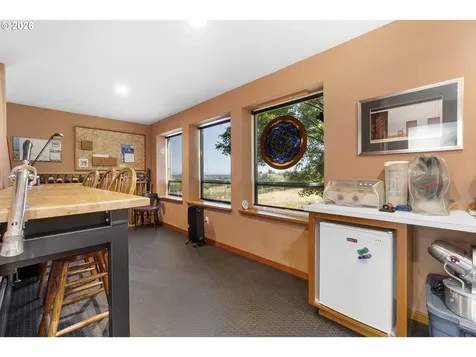 11931 SE Hood View Road Amity OR 97101