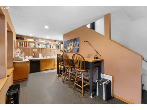 11931 SE Hood View Road Amity OR 97101