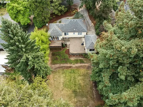 9841 SW 25th Avenue Portland OR 97219