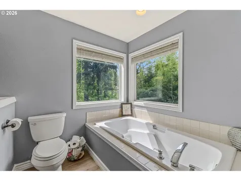 17377 Wake Robin Circle Oregon City OR 97045