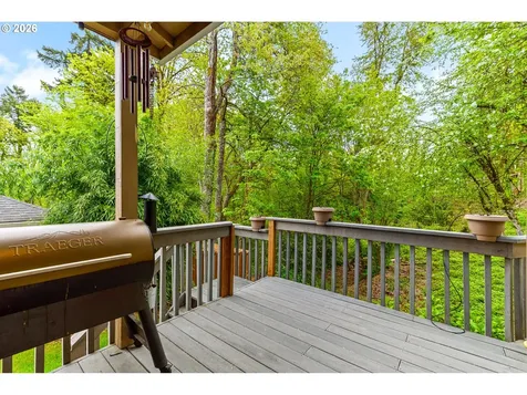 17377 Wake Robin Circle Oregon City OR 97045