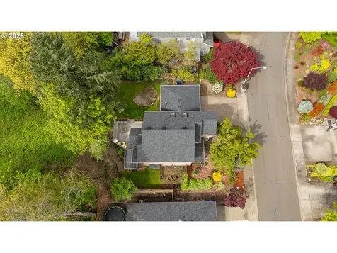 17377 Wake Robin Circle Oregon City OR 97045