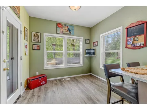 17377 Wake Robin Circle Oregon City OR 97045