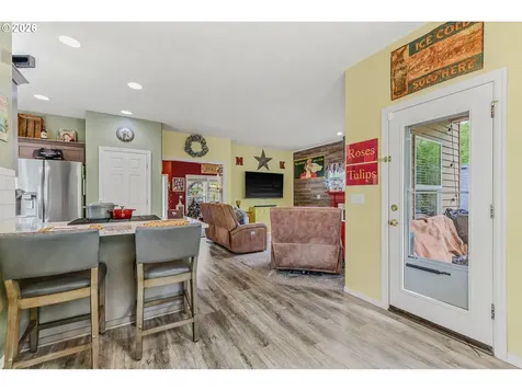 17377 Wake Robin Circle Oregon City OR 97045
