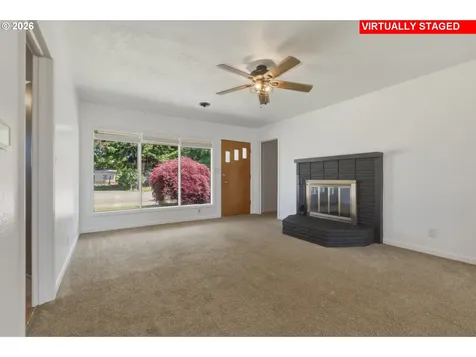 1137 N 4th Avenue Stayton OR 97383