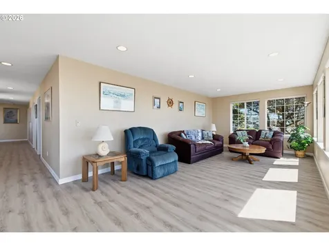 539 SW Park Street Newport OR 97365