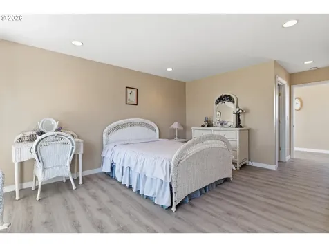 539 SW Park Street Newport OR 97365