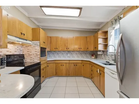 539 SW Park Street Newport OR 97365