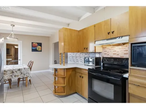539 SW Park Street Newport OR 97365