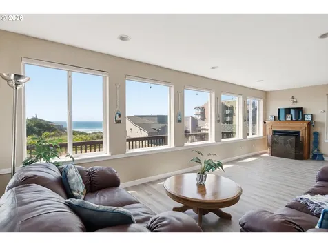 539 SW Park Street Newport OR 97365