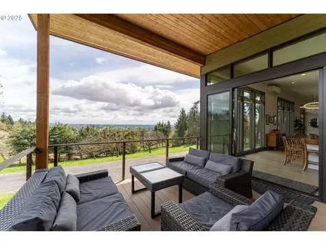 8331 NE Worden Hill Road Dundee OR 97115