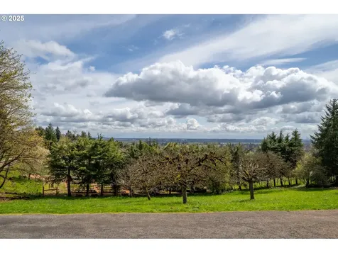 8331 NE Worden Hill Road Dundee OR 97115