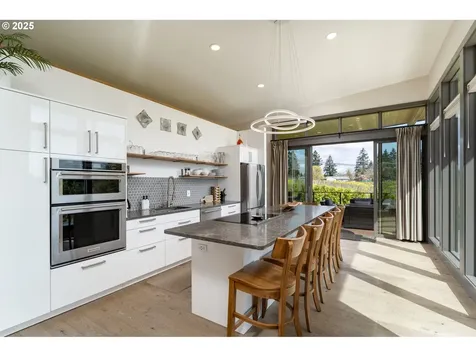 8331 NE Worden Hill Road Dundee OR 97115